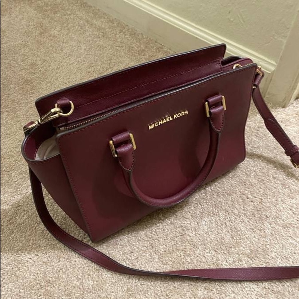 Michael Kors crossbody bag